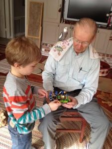 Luckily I had the foresight to nab the best perch so I can supervise.